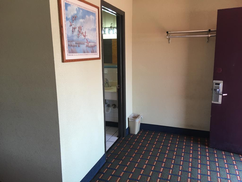 Best Value Inn Motel Sandusky 마리아나 외부 사진